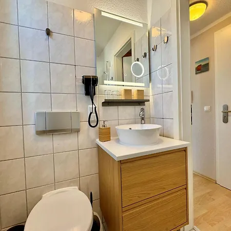 Perfekt Fuer 2 - Moderne Strandnah In Apartment Sellin (Rugen)
